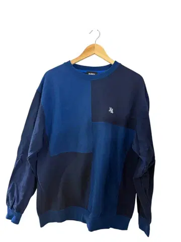 네이비 패치워크 트레이닝복