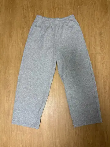 UNIQLOC 그레이 스웨트 팬츠