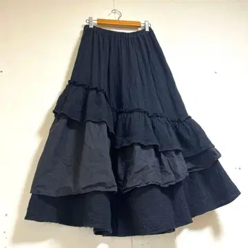 merry jenny 볼륨 스커트 프릴 블랙