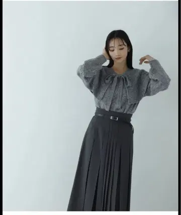 [벨트 없음] 플리츠 스커트 NATURAL BEAUTY BASIC