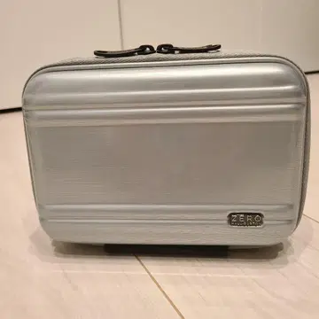 새상품 ZERO HALLIBURTON 어메니티 케이스