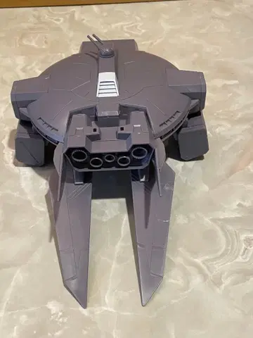 건담 프라모델 캐발리어 아이프리드 완성품