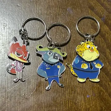 [ 새상품 ] 주토피아2 시크릿 키체인 보거 서장 닉 크로우하우저