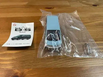 델리카 D:5 1/64 스케일 토이즈 캐빈 미니카 스카이블루