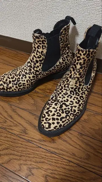 다케오 키쿠치 레오파드 무늬 사이드 고어 부츠