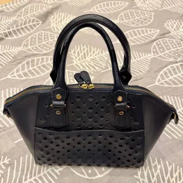 [ DIANA ] 네이비 핸드백 숄더 스트랩 없음