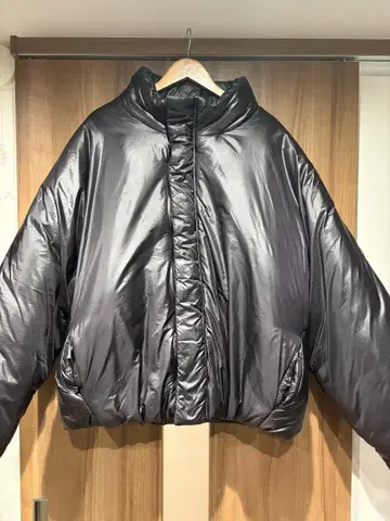 제이드 런던 다운 자켓