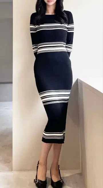 리젝시 리브 니트 원피스