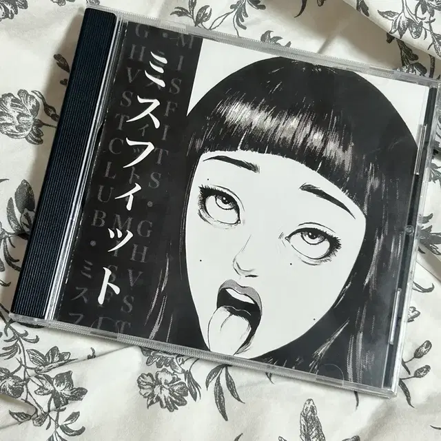 고스트클럽 앨범 misfits