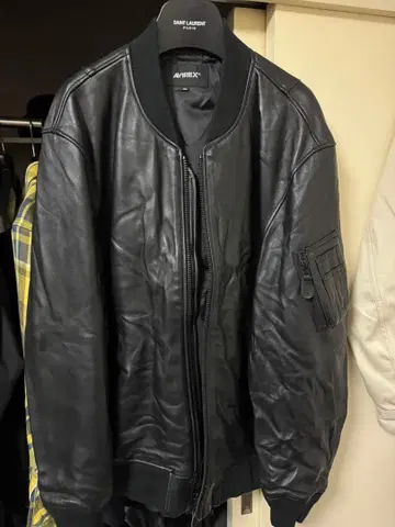 AVIREX 블랙 가죽 MA-1 자켓