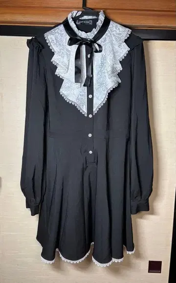 DARK IN LOVE 프릴 달린 원피스 고스로리 지뢰계