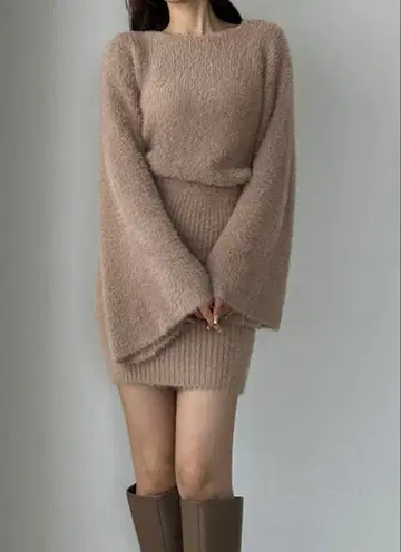[ 미사용품 ] Louere 미니 니트 원피스 긴팔