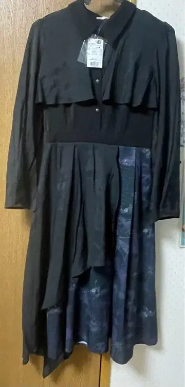 axes femme 다크 로맨스 바이컬러 원피스 블랙