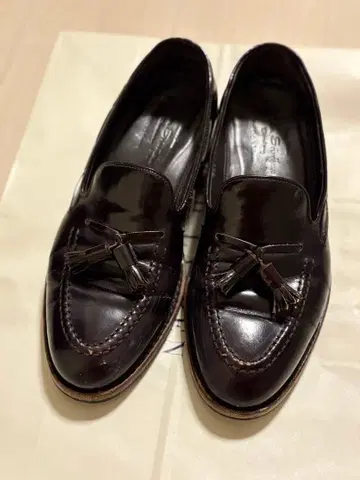 잘란 스리와야 태슬 로퍼 사이즈 6 25cm 버건디