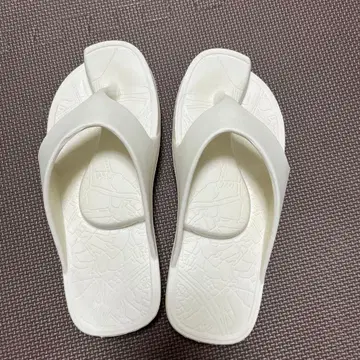 라쿠바키 이지 샌들 화이트 M