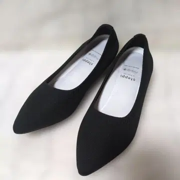 새상품급 steppi by UNFILO 니트 펌프스 블랙 23cm