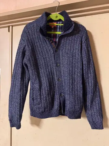 네이비 리브 하이넥 가디건