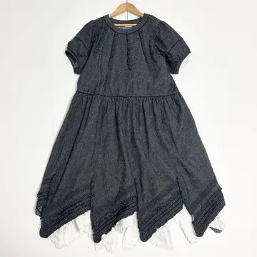 2025SS 핑크하우스 론 프릴 사용 라이트 데님 원피스