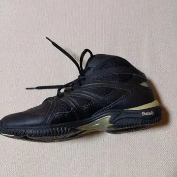 Mizuno Pownce 러닝 스니커