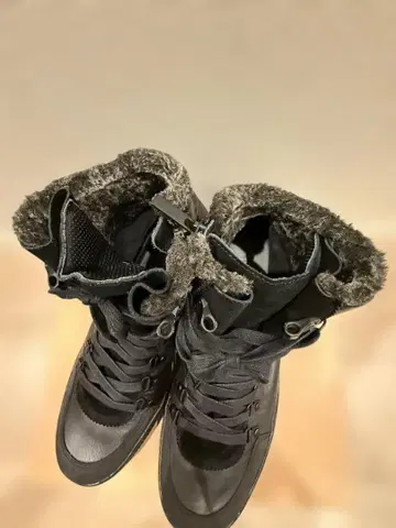 EMPORIO ARMANI(엠포리오 아르마니) 보아 하이컷 부츠