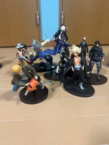 애니메이션 캐릭터 피규어 세트 8체