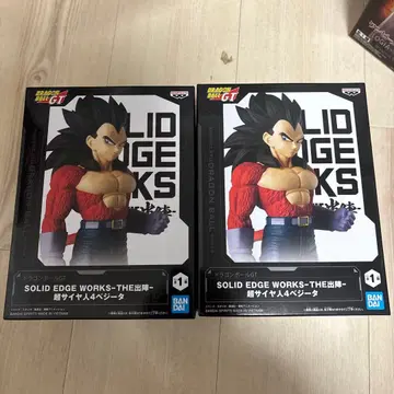 드래곤볼 GT 초사이어인 4 베지터 2개