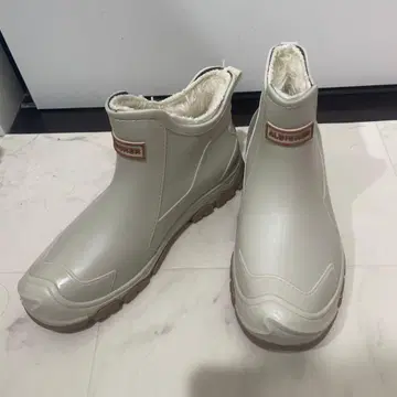 퍼 달린 숏부츠 베이지 레인부츠 겨울 신발