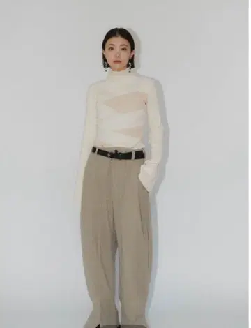 [ Knuth Marf ] 와이드 슬리브 하이넥 니트