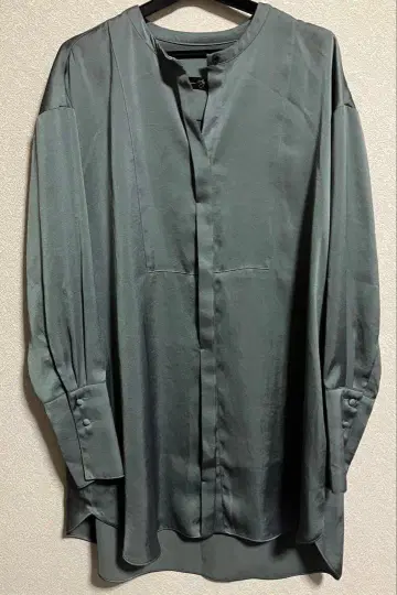 Aga 긴팔 새틴 셔츠 오버 사이즈 탁한 블루