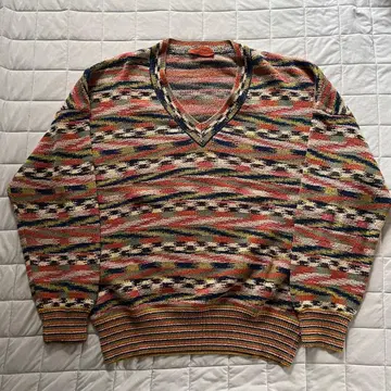 MISSONI 직조 무늬 V넥 니트 스웨터