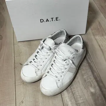 D.A.T.E 데이트 스니커즈 실버 화이트 글리터