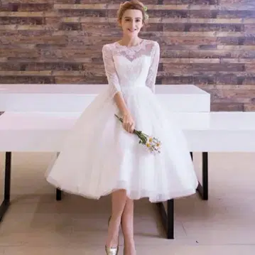 화이트 A라인 웨딩 드레스