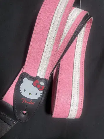 헬로키티 Fender 기타 스트랩