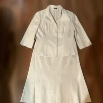 베이지 자켓 스커트 셋업 5부 소매 KUMIKYOKU FAM