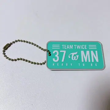 TWICE 미나 랜덤 플레이트 키링