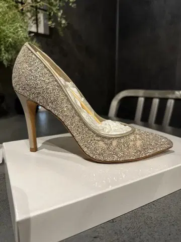 실버 글리터 스틸레토 하이힐 DIANA