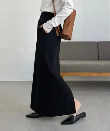 카프리슈르마쥬 맥시 I 라인 스커트