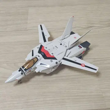 초시공 요새 마크로스 VF-1A 발키리 1/55