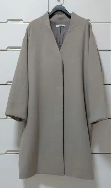 저널 스탠다드 리룸 울 비버 노카라 코트