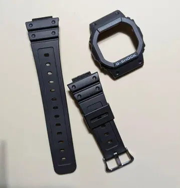 G-SHOCK DW-5600E 블랙 고무 벨트와 케이스