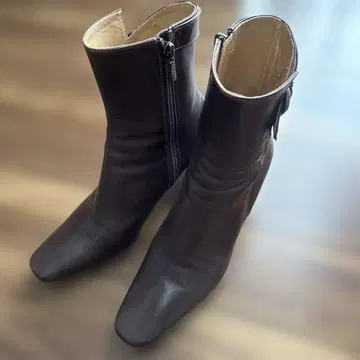 [ 새상품급 ] TRUSSARDI.트루사르디 부츠 23.5cm