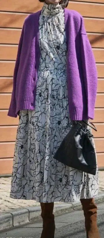 오드리앤존와드 V넥 빅 가디건