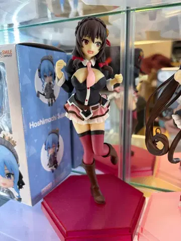 피규어 윤윤 이 멋진 세계에 축복을!