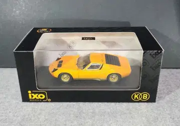 IXO 람보르기니 미우라 P400 SV