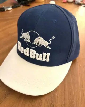 [ 희귀 컬러 ] Red Bull 야구 모자 네이비/화이트