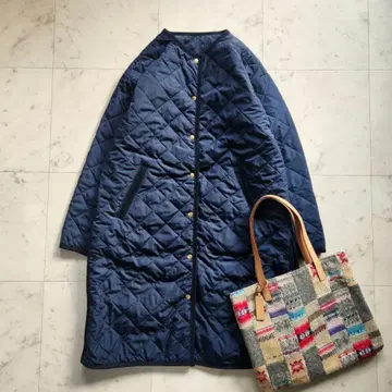 새상품급 빔즈 23AW 퀼팅 코트 충전솜 노카라 네이비 넉넉한 사이즈