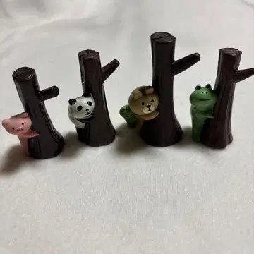 동물 피규어 4개 세트 나무 줄기