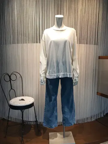 자유구 실크 혼방 화이트 긴팔 티셔츠 사이즈 13호 XL 44