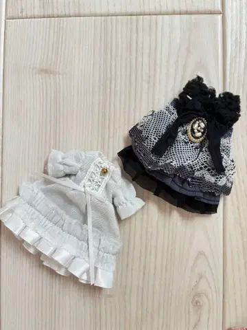 미디 브라이스 아웃핏 클래식 드레스, 화이트, 블랙 2점