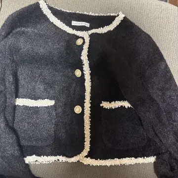 블레이드 포함 페더얀 자켓 (블랙) 자켓만입니다.